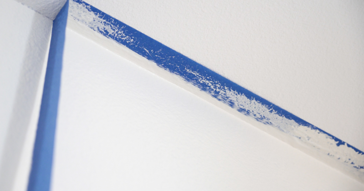 How Do Painters Cut In Without Using Tape? A Pro's Guide